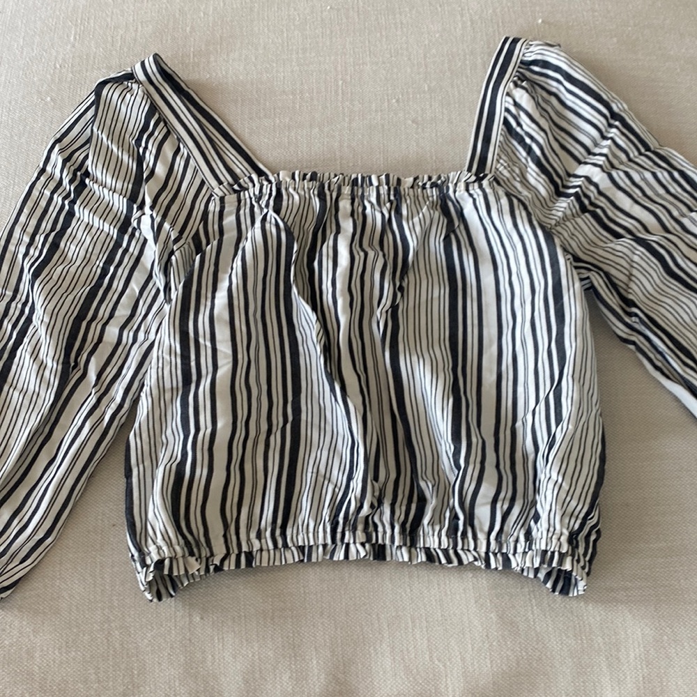 Square neck blouse